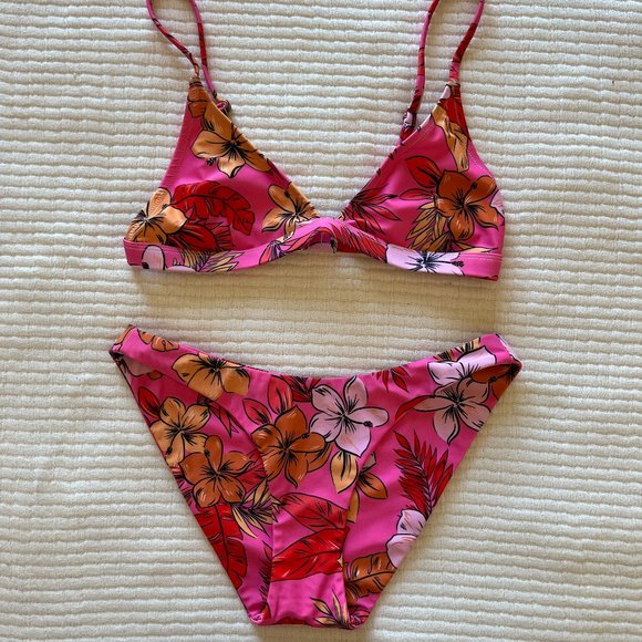 Kulani Kinis Swim Kulani Kinis Island Romance Bikini Poshmark